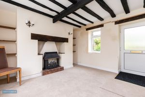 Sitting Room- click for photo gallery